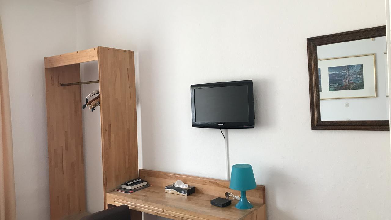 Hotel-Nachtwaechter Unna Bagian luar foto