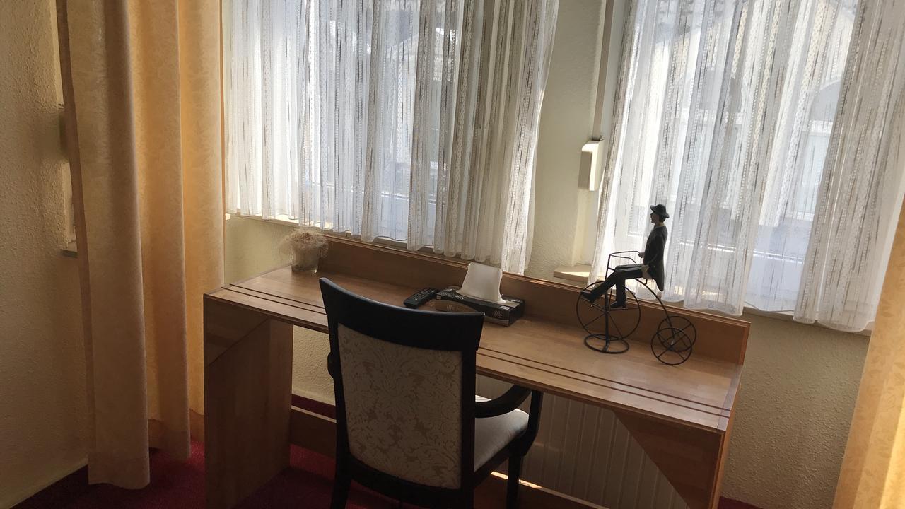 Hotel-Nachtwaechter Unna Bagian luar foto